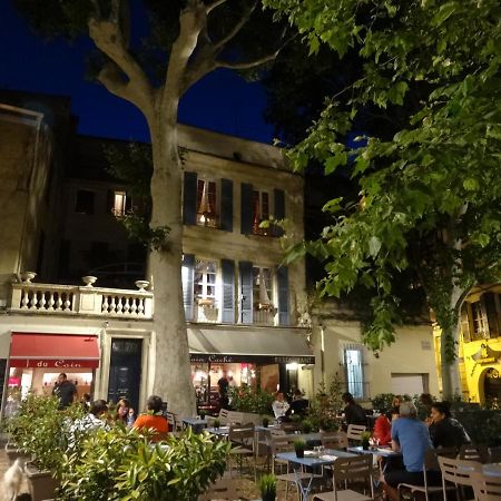 Aux Demoiselles D'Avignon Apartment Ngoại thất bức ảnh