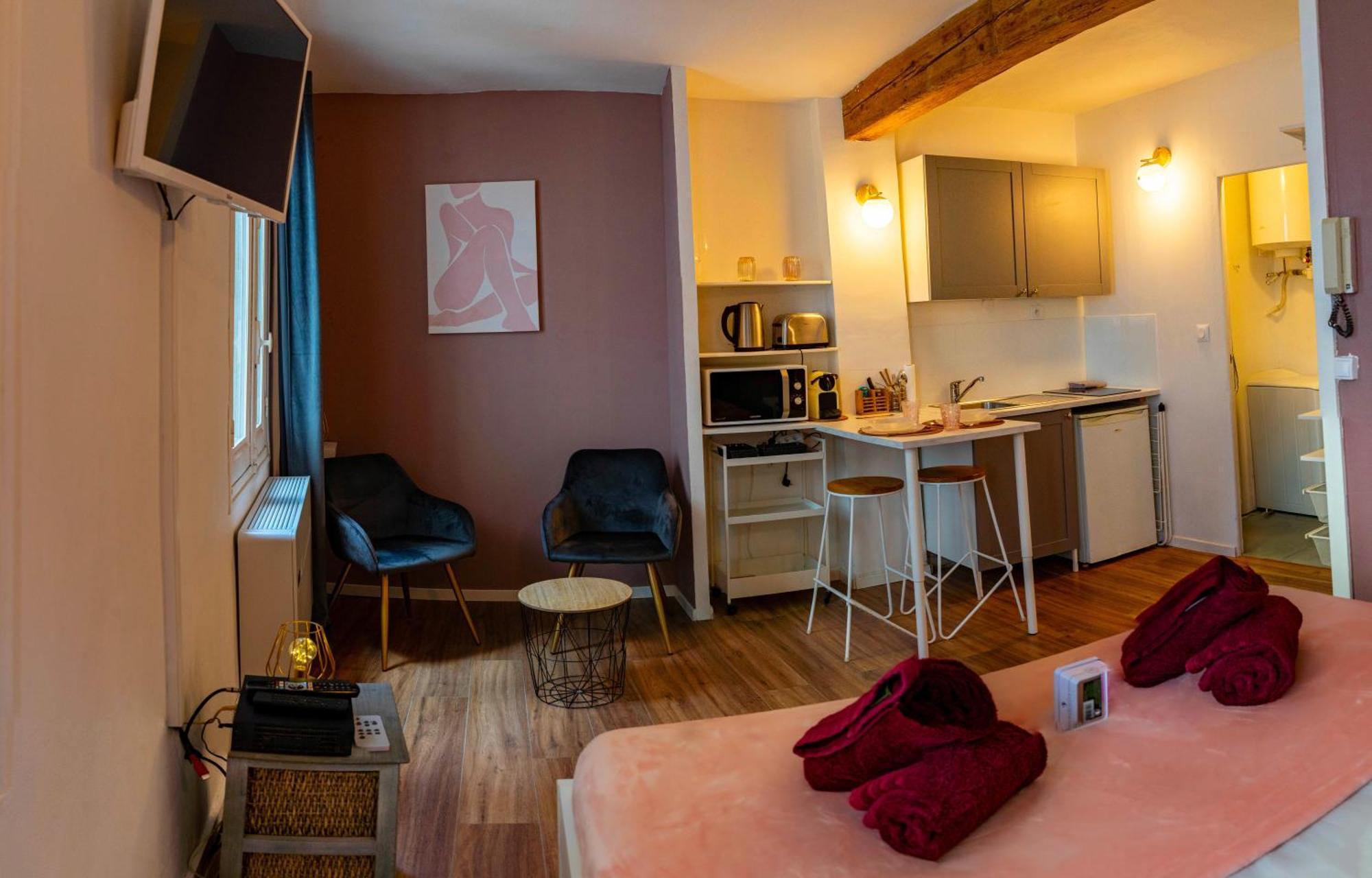 Aux Demoiselles D'Avignon Apartment Ngoại thất bức ảnh